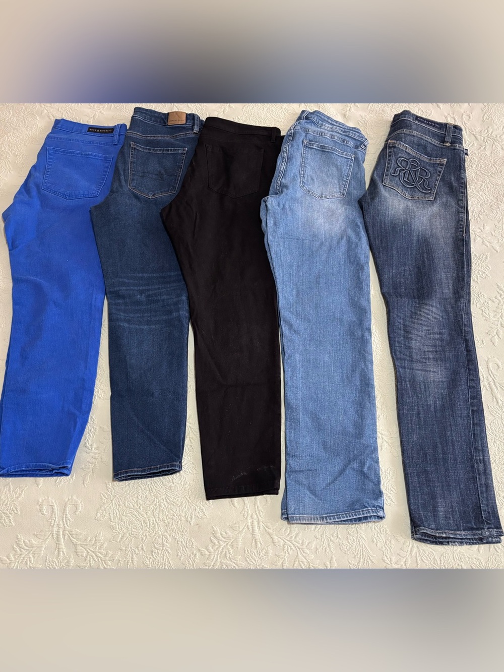 Women’s Jeans 5 pair American Eagle Banana Republic Rock & Republic Stretch 12